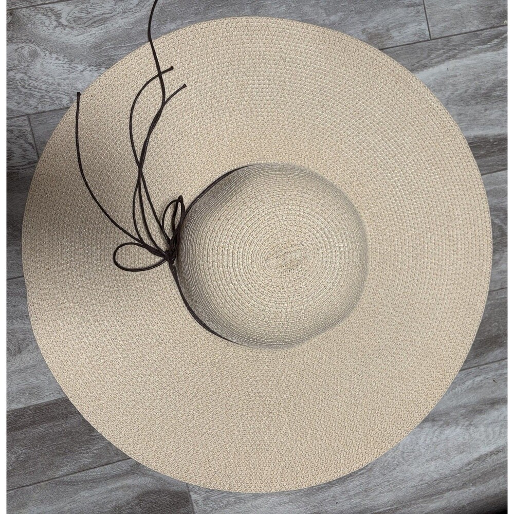Beach Sun Hat - Picture 2 of 4